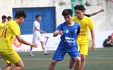 [ẢNH] Ba phút ghi 2 bàn, THPT Chuyên Nguyễn Huệ vào vòng 1/8