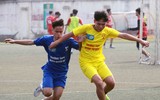 [ẢNH] Ba phút ghi 2 bàn, THPT Chuyên Nguyễn Huệ vào vòng 1/8