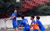 [ẢNH] Bàn thắng 'quý như vàng' đưa THPT Tân Lập vào bán kết