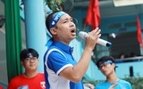 [ẢNH] Thầy trò trường Lê Văn Thiêm hát 