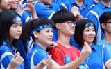 [ẢNH] Thầy trò trường Lê Văn Thiêm hát 