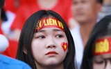 [ẢNH] Nữ sinh cổ vũ hết mình, khuấy động khán đài trận chung kết
