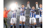 [ẢNH] Văn Hậu cười hết cỡ trong ngày được ra sân, cùng SC Heerenveen chiến thắng