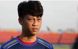 [ẢNH] Thầy Park trầm ngâm trong buổi tập đầu tại Thái Lan
