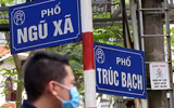[ẢNH] Cuộc sống người dân trong khu cách ly phố Trúc Bạch