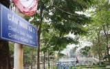 [ẢNH] Cuộc sống người dân trong khu cách ly phố Trúc Bạch