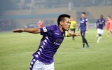 [ẢNH] Hai khán giả đặc biệt trên sân Hàng Đẫy