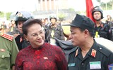 [ẢNH] Thích thú hình ảnh Cảnh sát cơ động kỵ binh diễu hành tại Hà Nội