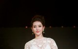 Á hậu Huyền My gợi cảm trở lại sàn catwalk sau ồn ào kiện tụng