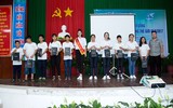 Hoa hậu Biển Thùy Trang đạp xe kêu gọi bảo vệ môi trường