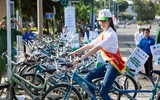 Hoa hậu Biển Thùy Trang đạp xe kêu gọi bảo vệ môi trường