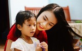 Người đẹp Phùng Bảo Ngọc Vân mang tình yêu đất liền đến với Trường Sa