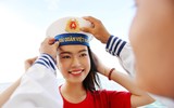 Người đẹp Phùng Bảo Ngọc Vân mang tình yêu đất liền đến với Trường Sa