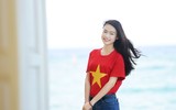 Người đẹp Phùng Bảo Ngọc Vân mang tình yêu đất liền đến với Trường Sa