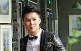 Ca sĩ Huy Cường bất ngờ làm MC trong sự kiện của cậu em Du Thiên