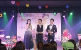 Ca sĩ Huy Cường bất ngờ làm MC trong sự kiện của cậu em Du Thiên