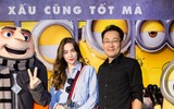 Hồ Ngọc Hà rạng rỡ đưa mẹ và con trai đi xem phim 