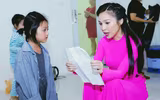 Hiền Thục hát 
