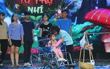Hiền Thục hát 