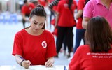 Hoa hậu biển Thùy Trang chung tay phá kỷ lục về hiến máu