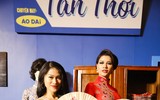 Mẹ chồng Tăng Thanh Hà gây chú ý tại đêm nhạc Bolero của Mr Đàm