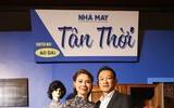 Mẹ chồng Tăng Thanh Hà gây chú ý tại đêm nhạc Bolero của Mr Đàm