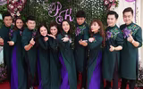 Lê Phương và chồng trẻ không ngừng thể hiện tình yêu tại lễ cưới