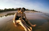 Khánh Thi mặc bikini 