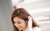 Ngọc Trinh sánh đôi thân thiết với 