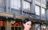 Hà Phương lộng lẫy sánh vai với dàn sao Hollywood