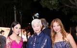 Hà Phương lộng lẫy sánh vai với dàn sao Hollywood