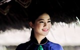 Ngắm bộ áo dài có giá cả trăm triệu đồng được Á hậu Thanh Tú mặc tại Hội nghị APEC