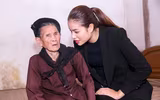 Phạm Hương nhảy flashmob cùng hàng nghìn sinh viên