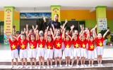 Phạm Hương nhảy flashmob cùng hàng nghìn sinh viên