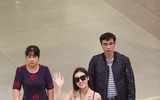 Trở về từ Miss World, Mỹ Linh đeo kính đen che mắt thâm quầng