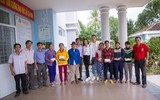 Khánh Ngân trích 200 triệu đồng giúp người dân Phú Yên khắc phục hậu quả bão lũ