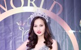 Khánh Ngân và Ngọc Tình cùng ngồi 
