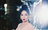 Lệ Quyên bất ngờ mặc váy cưới sau 7 năm kết hôn