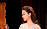 Hoa hậu Mỹ Linh muốn gắn bó với công việc MC