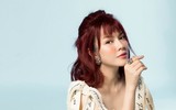 Lý Nhã Kỳ đẹp lạ, khoe 