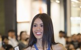 Xuất hiện gương mặt giống hệt Hoàng Thùy