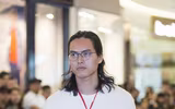 Xuất hiện gương mặt giống hệt Hoàng Thùy