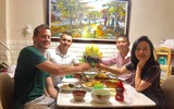 Vợ cũ MC Thành Trung công khai tình cảm với bạn trai Tây