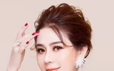 Ca sĩ chuyển giới Lâm Khánh Chi chi 1 tỷ đồng nhờ mang thai hộ