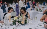 Chồng cũ Hồng Nhung lấy vợ mới, cận cảnh đôi 
