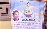 Những hình ảnh đáng xấu hổ khi đưa tiễn diễn viên Anh Vũ về nơi suối vàng