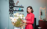 Chồng Tây tay trong tay bên Phương Mai trong lễ ăn hỏi