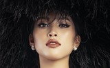 Hoa hậu Tiểu Vy đẹp bí ẩn khi hóa thân thành quý cô cổ điển