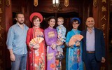 Lần hiếm hoi chồng sắp cưới sánh vai với Hoa hậu Ngọc Hân trước công chúng