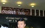 Nghệ sĩ xúc động rơi nước mắt tiễn đưa NSƯT Hoàng Yến